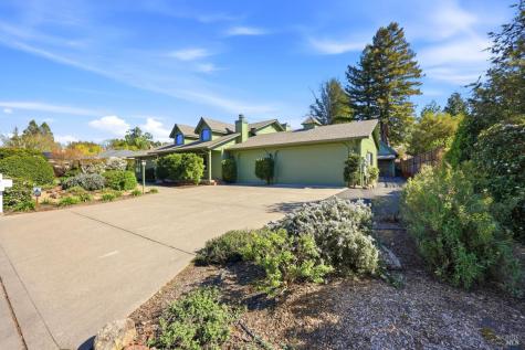 180 Barrio Way Windsor CA 95492