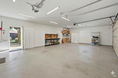 180 Barrio Way Windsor CA 95492