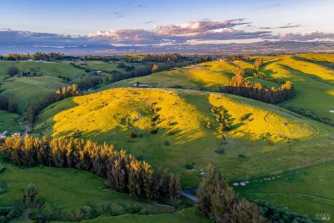 4707 Bloomfield Road Petaluma CA 94952