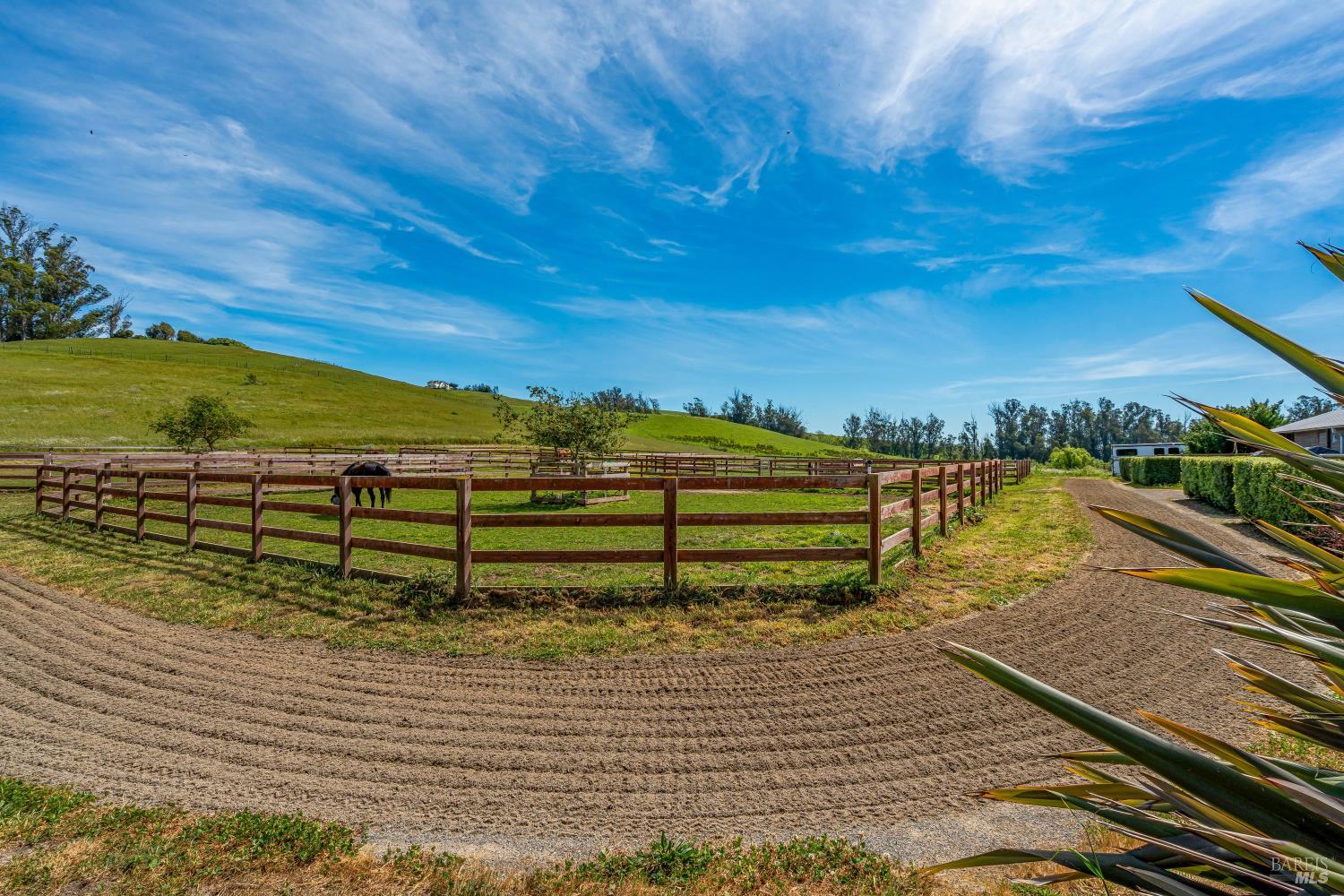 4707 Bloomfield Road Petaluma CA 94952