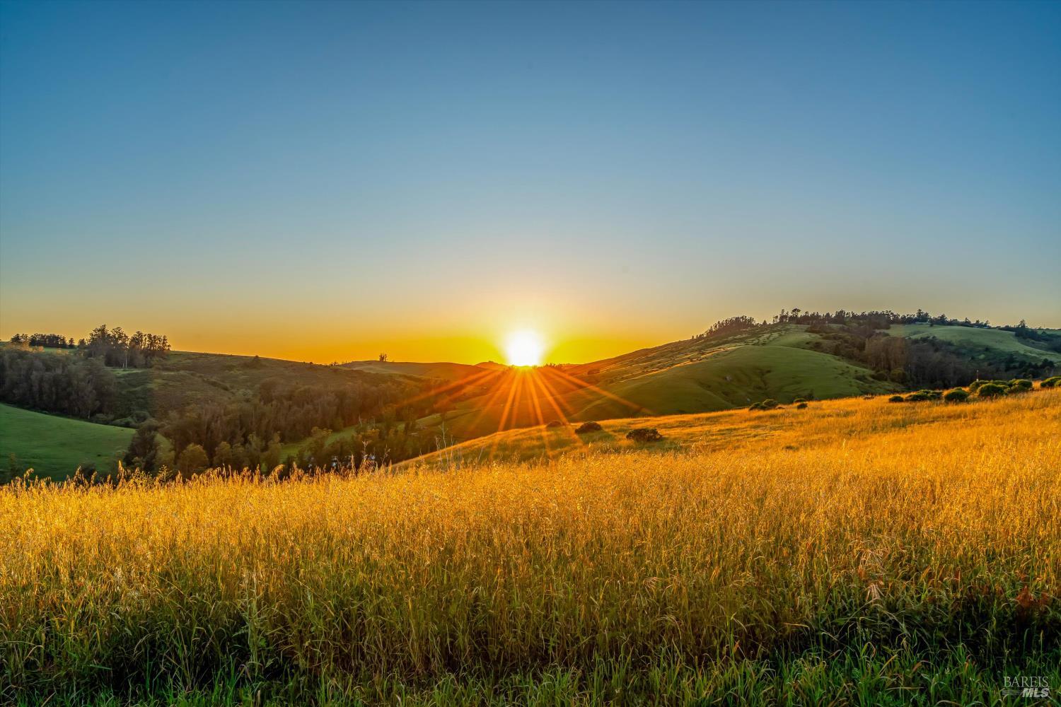 4707 Bloomfield Road Petaluma CA 94952