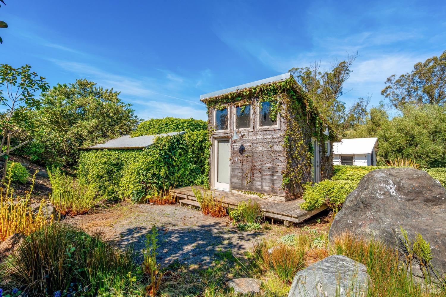 4707 Bloomfield Road Petaluma CA 94952