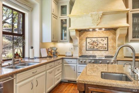 913 Turnberry Court Windsor CA 95492
