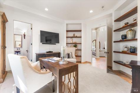 913 Turnberry Court Windsor CA 95492