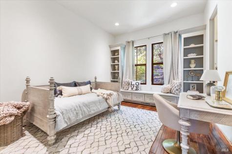 913 Turnberry Court Windsor CA 95492