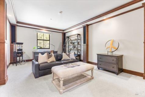 913 Turnberry Court Windsor CA 95492