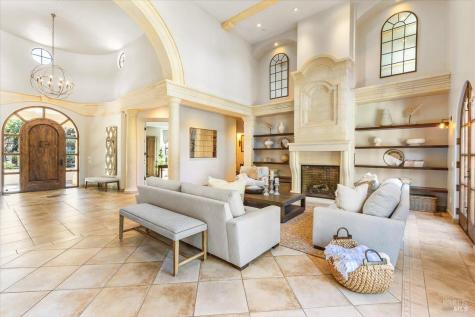 913 Turnberry Court Windsor CA 95492