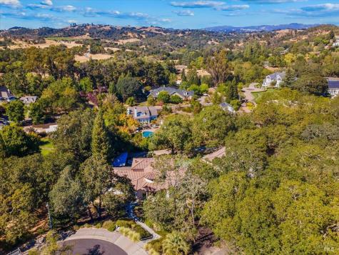 913 Turnberry Court Windsor CA 95492
