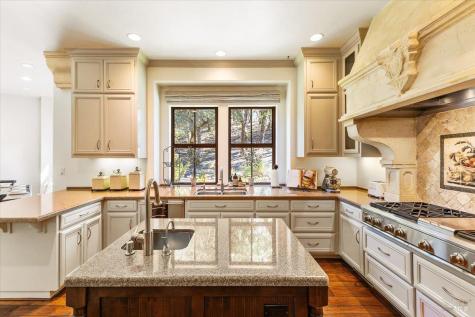 913 Turnberry Court Windsor CA 95492