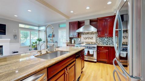 1826 Adobe Creek Drive Petaluma CA 94954