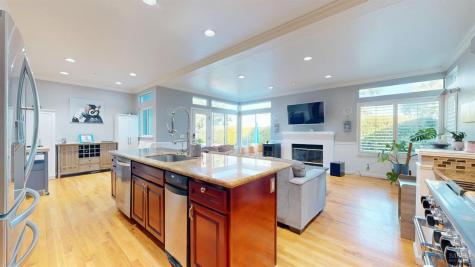 1826 Adobe Creek Drive Petaluma CA 94954