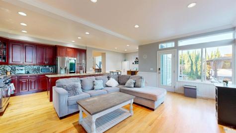 1826 Adobe Creek Drive Petaluma CA 94954