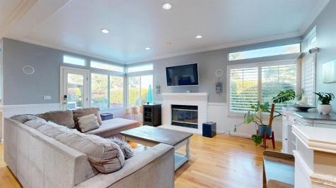 1826 Adobe Creek Drive Petaluma CA 94954