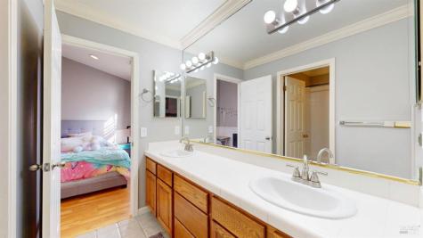 1826 Adobe Creek Drive Petaluma CA 94954