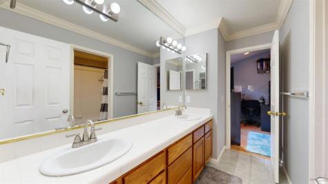 1826 Adobe Creek Drive Petaluma CA 94954