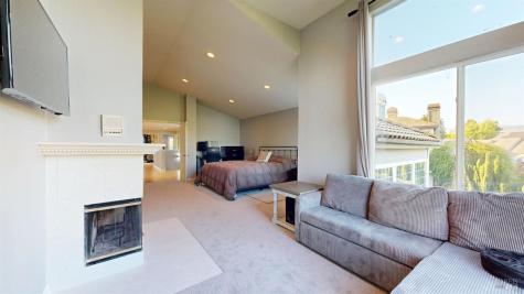 1826 Adobe Creek Drive Petaluma CA 94954