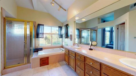 1826 Adobe Creek Drive Petaluma CA 94954