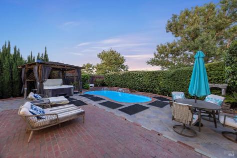 1826 Adobe Creek Drive Petaluma CA 94954