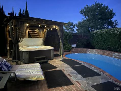 1826 Adobe Creek Drive Petaluma CA 94954