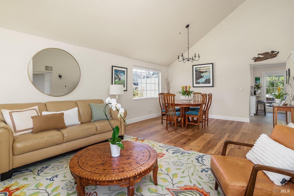 186 Ignacio Valley Circle Novato CA 94949
