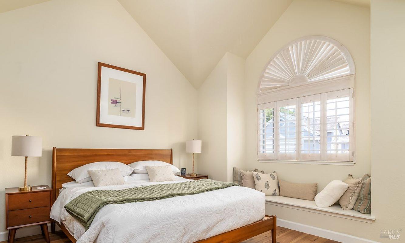 186 Ignacio Valley Circle Novato CA 94949