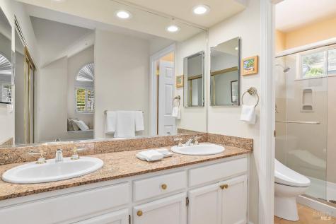 186 Ignacio Valley Circle Novato CA 94949
