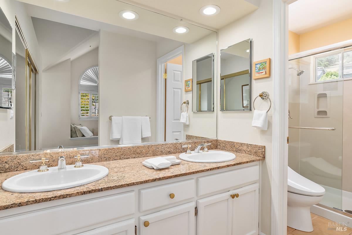 186 Ignacio Valley Circle Novato CA 94949