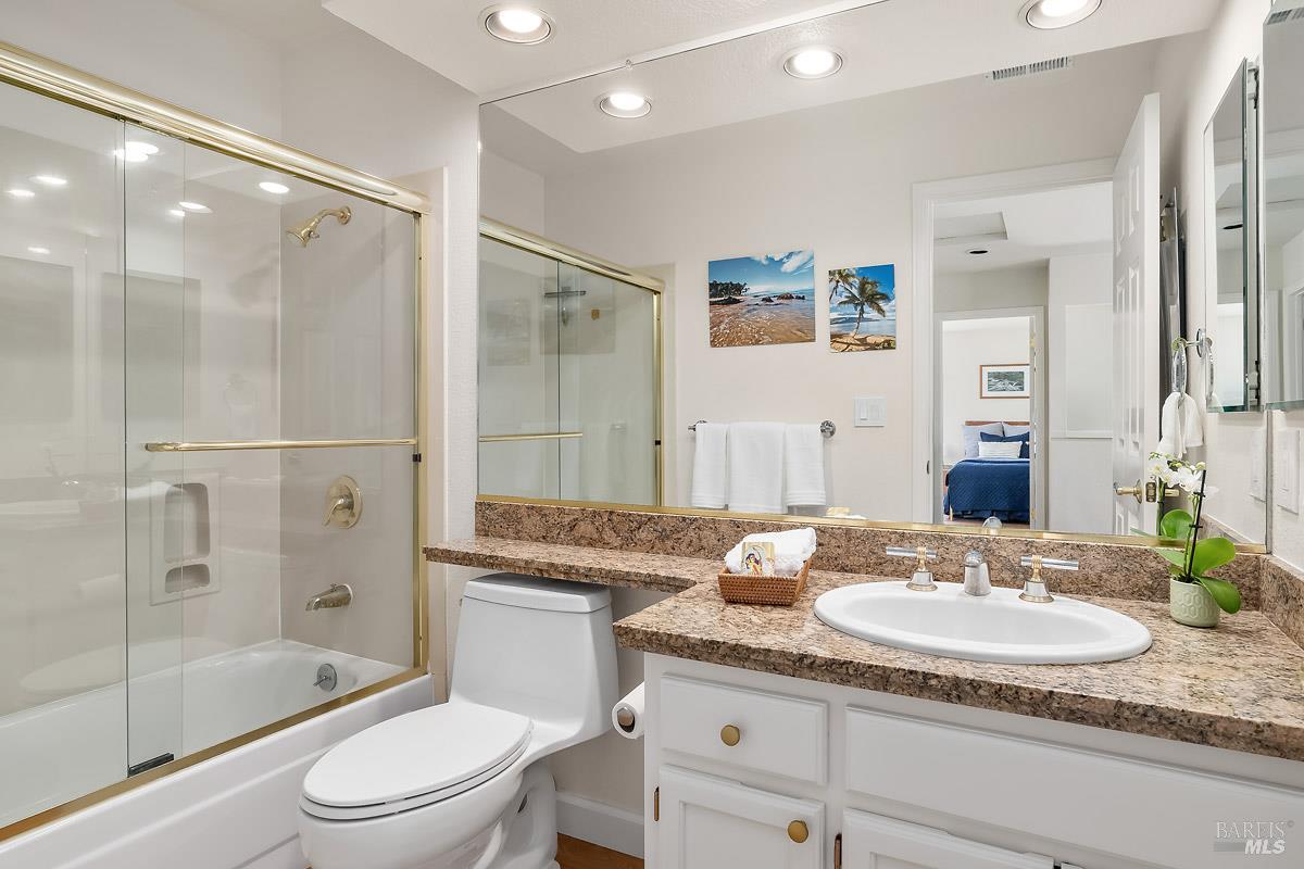 186 Ignacio Valley Circle Novato CA 94949