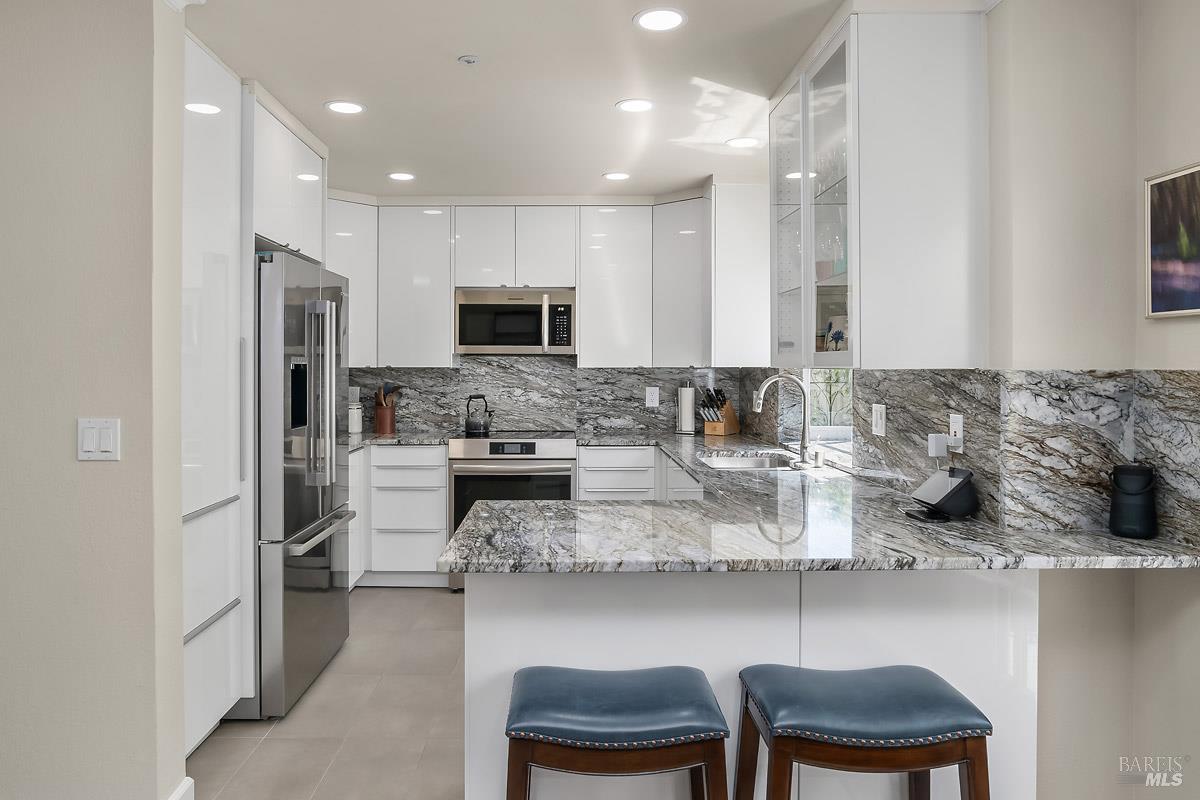 186 Ignacio Valley Circle Novato CA 94949