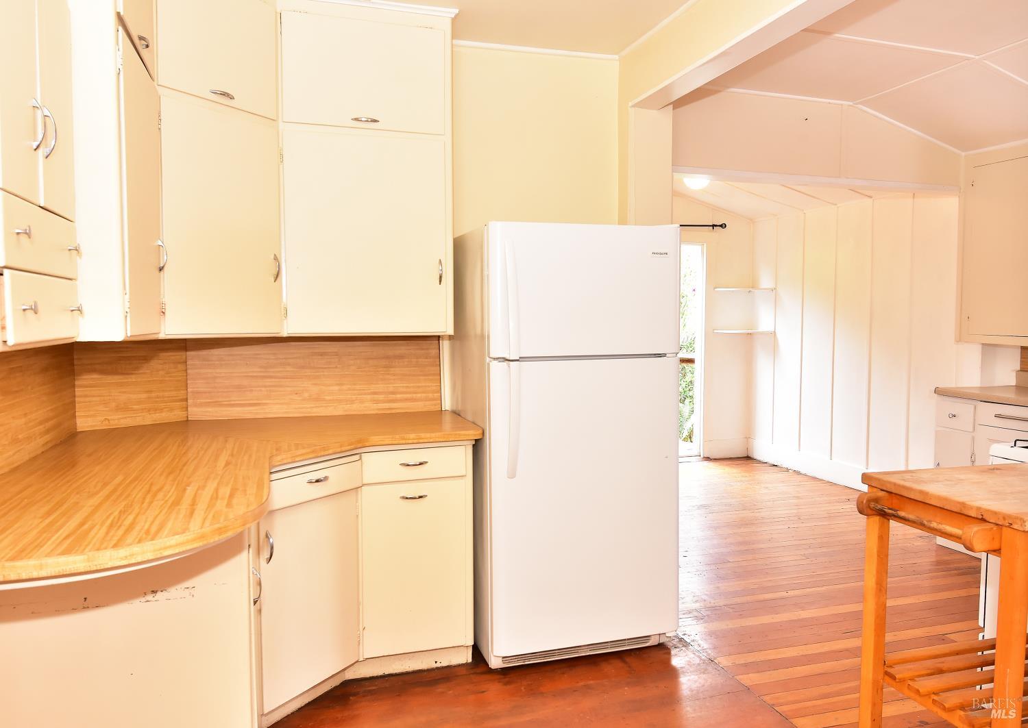 704 Bloomfield Road Sebastopol CA 95472