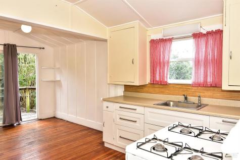 704 Bloomfield Road Sebastopol CA 95472