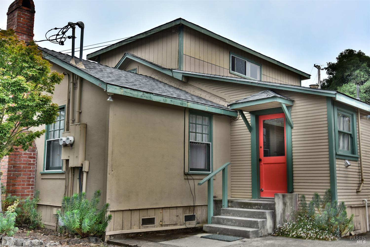 704 Bloomfield Road Sebastopol CA 95472