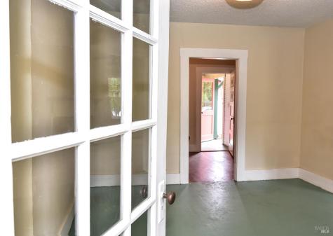 704 Bloomfield Road Sebastopol CA 95472