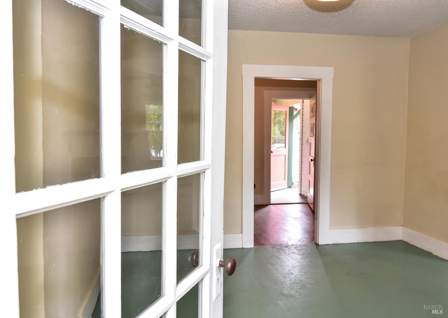704 Bloomfield Road Sebastopol CA 95472