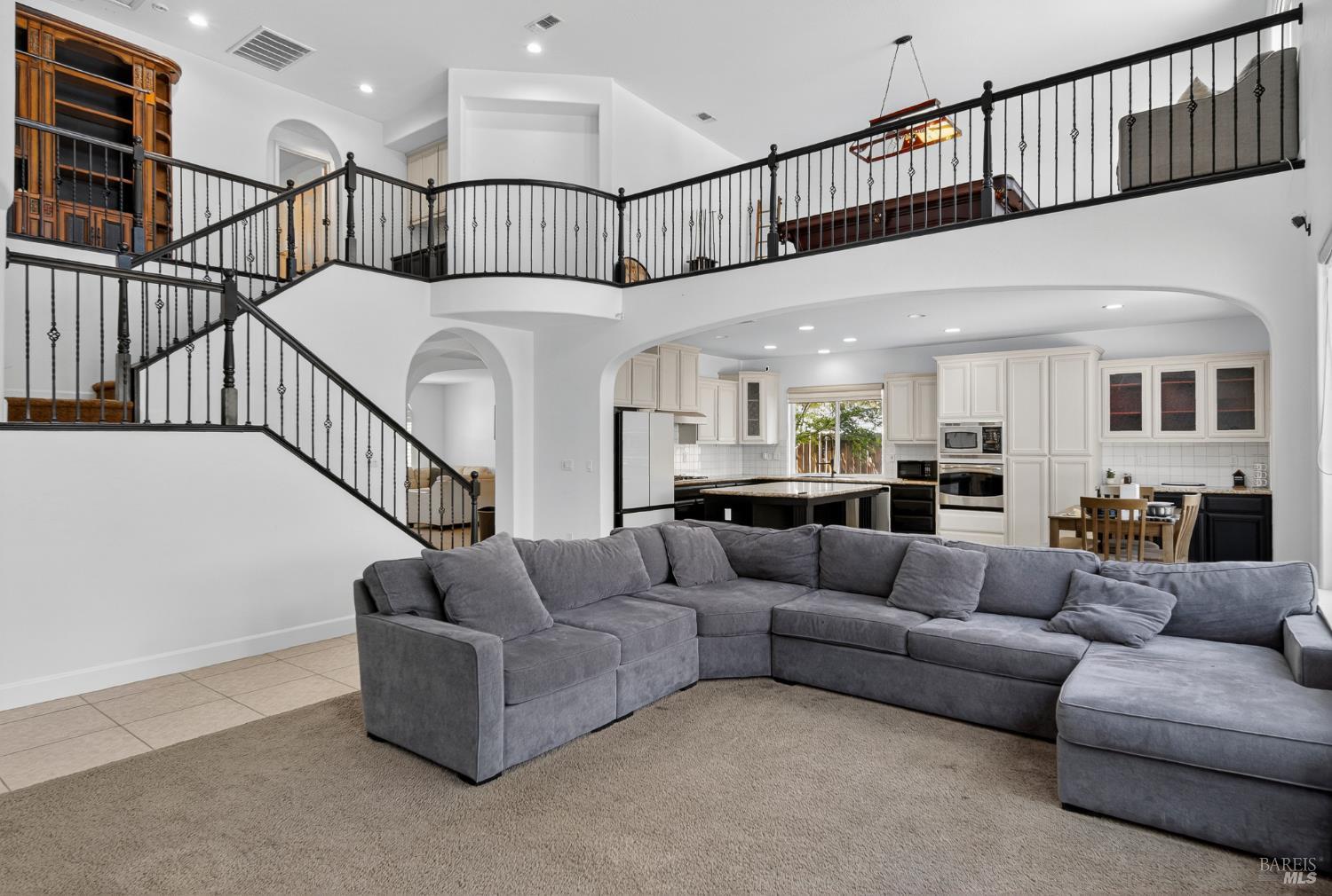 3034 W Clinton Court Visalia CA 93291