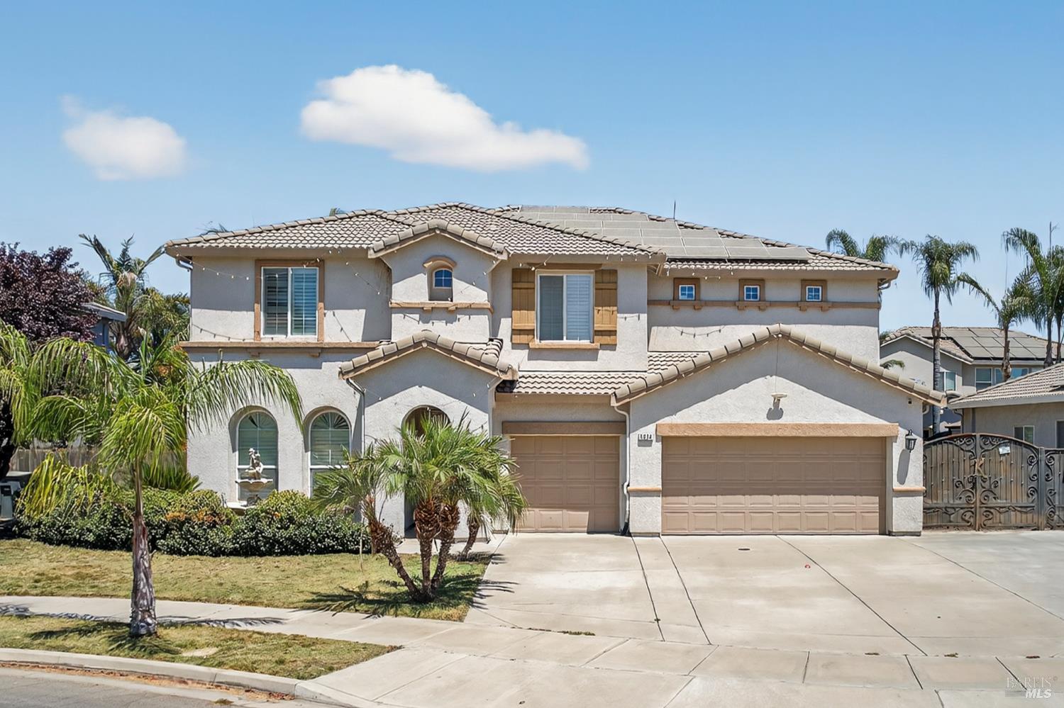3034 W Clinton Court Visalia CA 93291