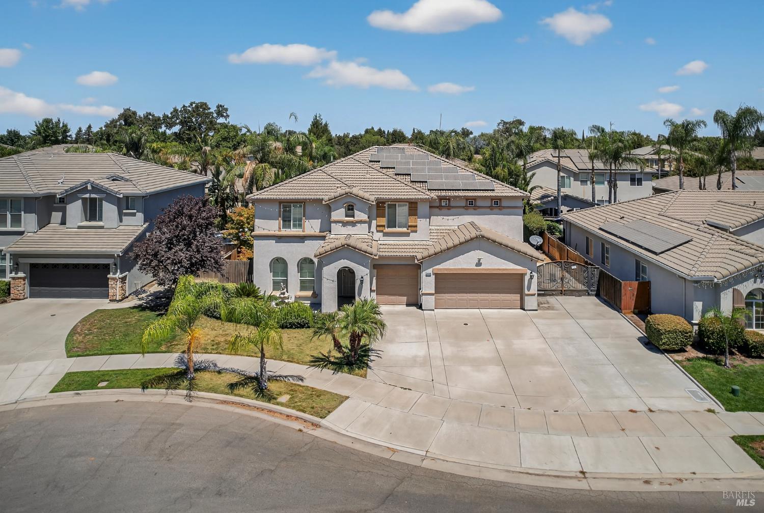 3034 W Clinton Court Visalia CA 93291