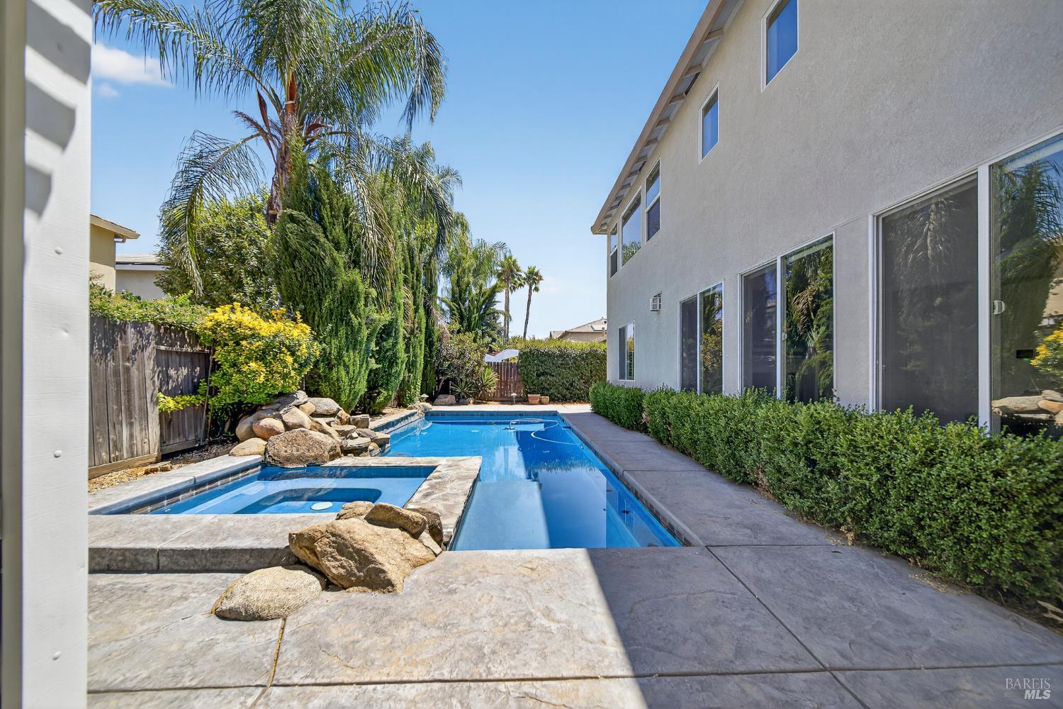 3034 W Clinton Court Visalia CA 93291