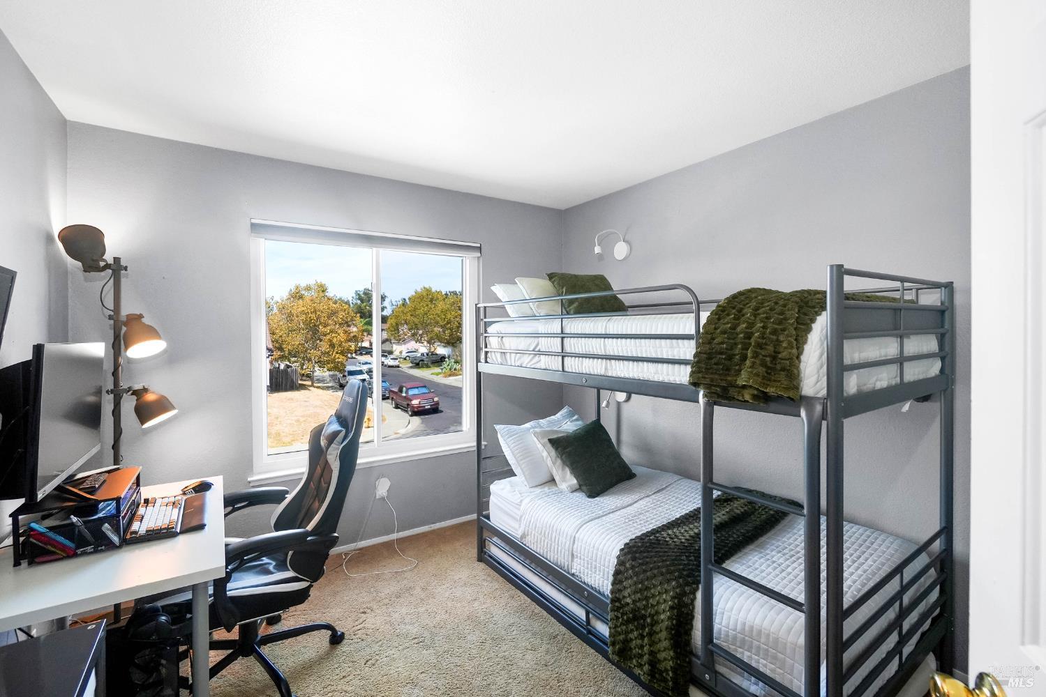 945 Bauman Court Suisun City CA 94585