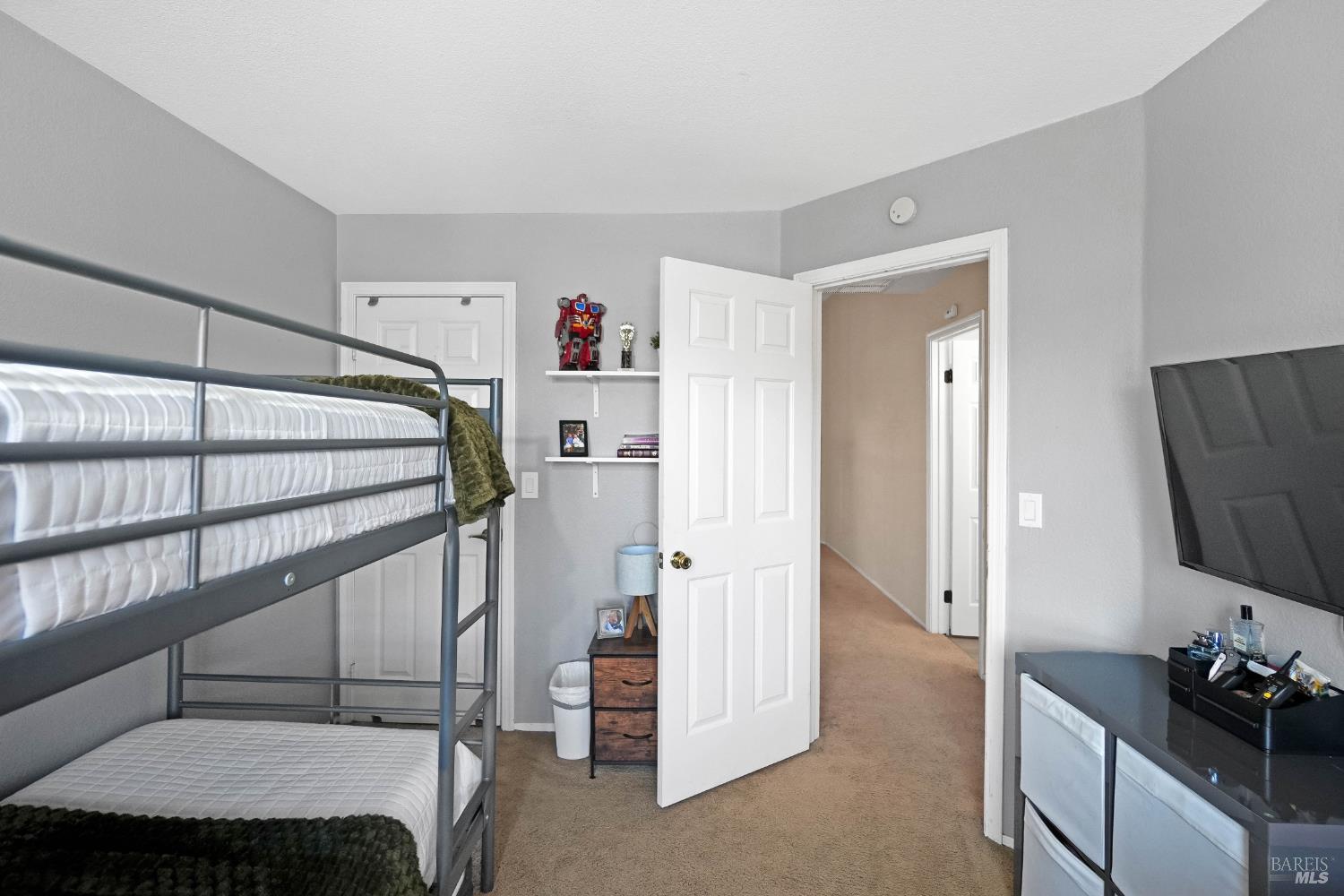 945 Bauman Court Suisun City CA 94585