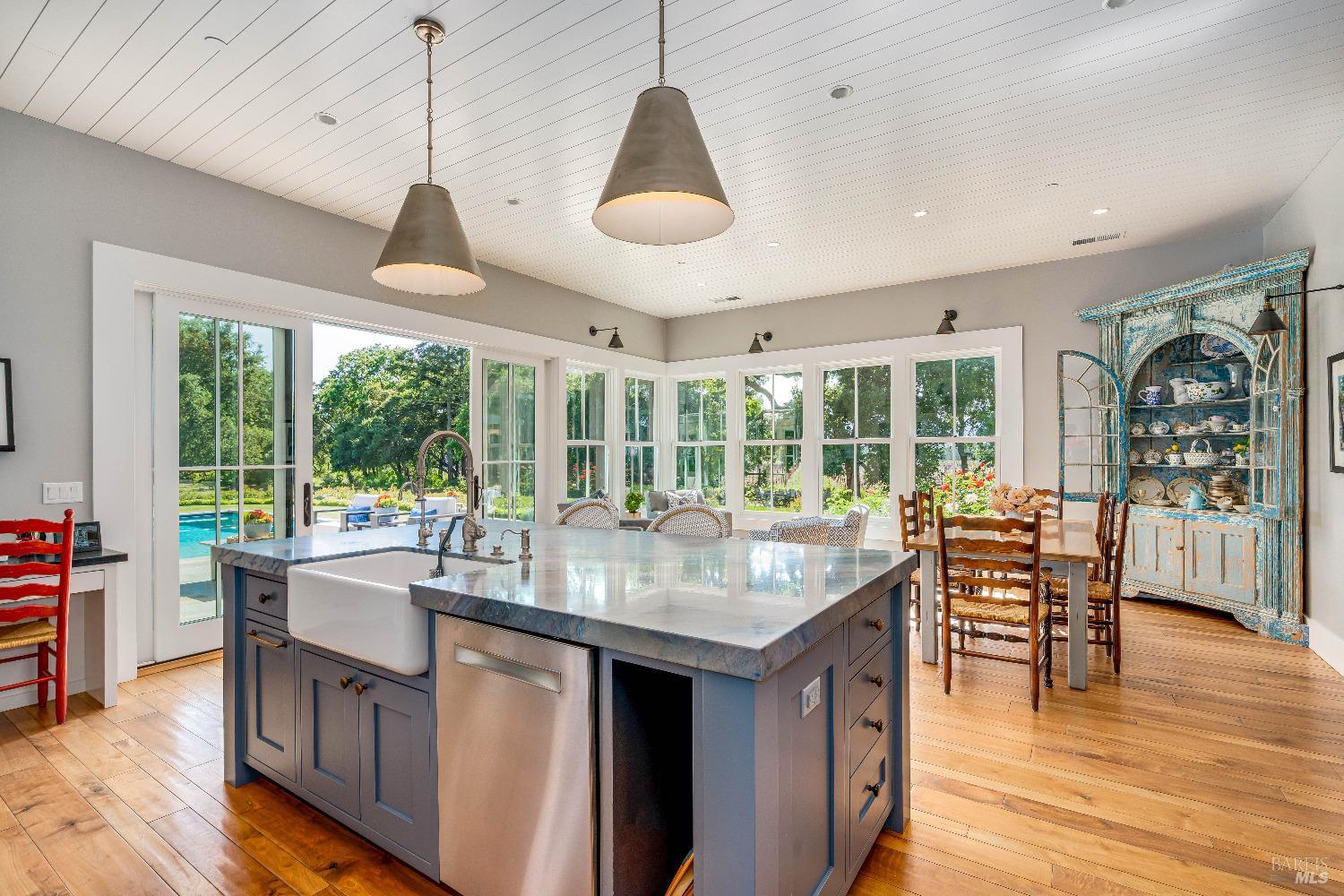 5310 Silverado Trail Napa CA 94558