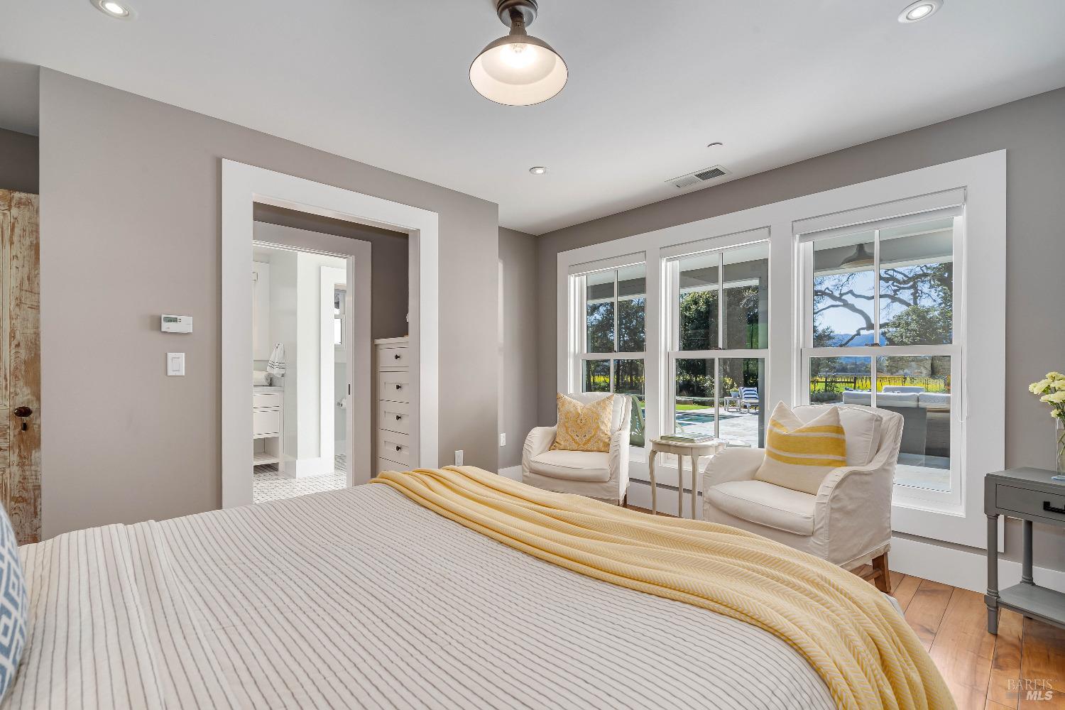 5310 Silverado Trail Napa CA 94558