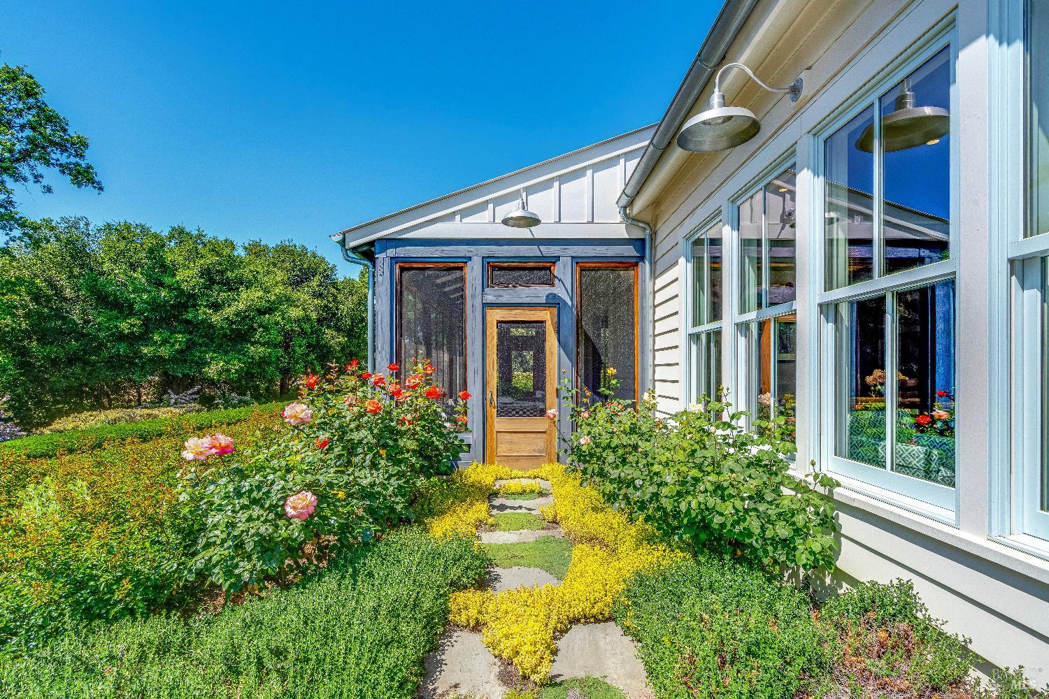 5310 Silverado Trail Napa CA 94558