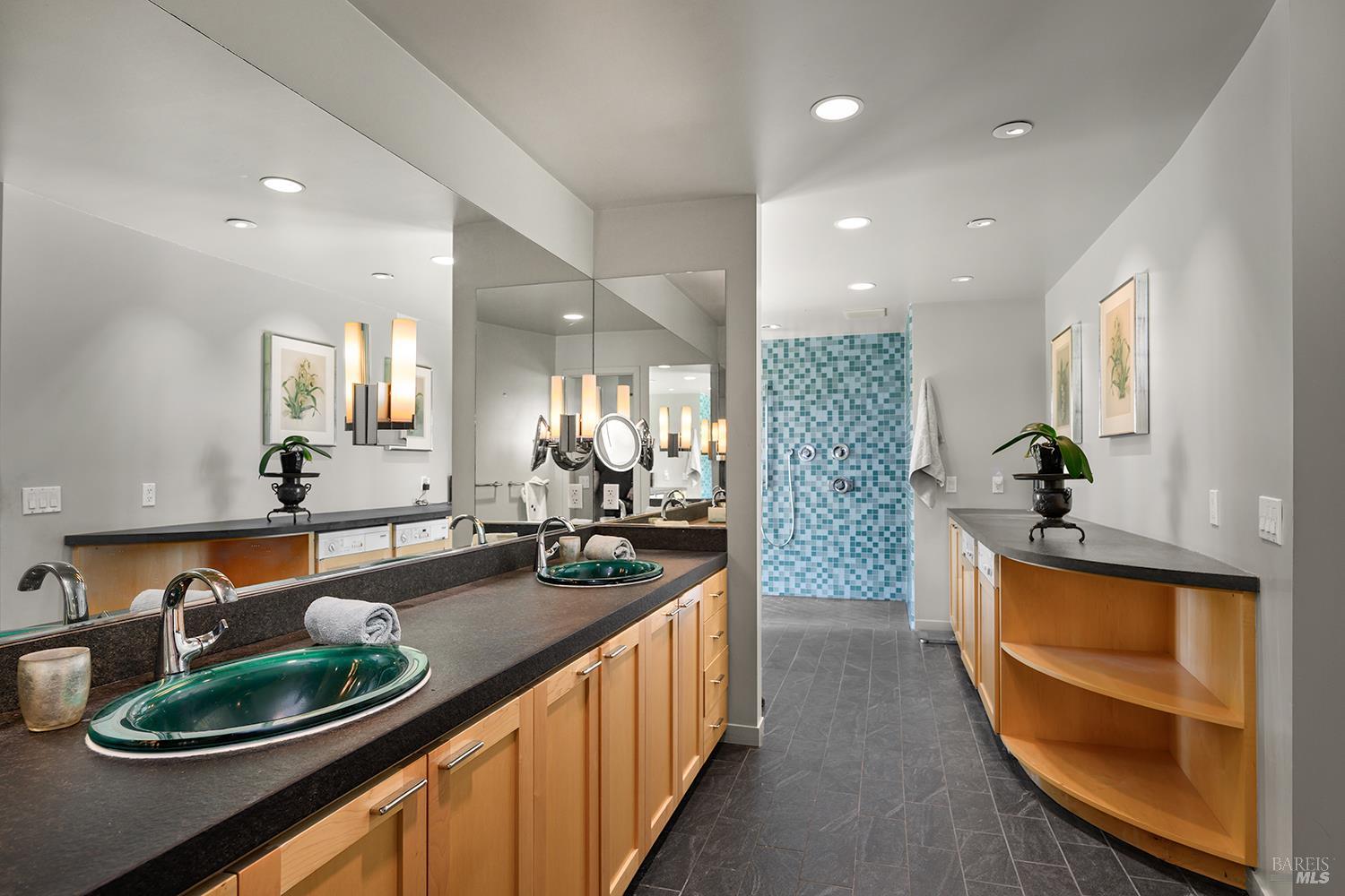 6003-6017 Red Winery Road Healdsburg CA 95441