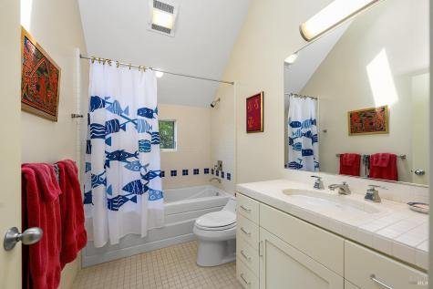 6003-6017 Red Winery Road Healdsburg CA 95441
