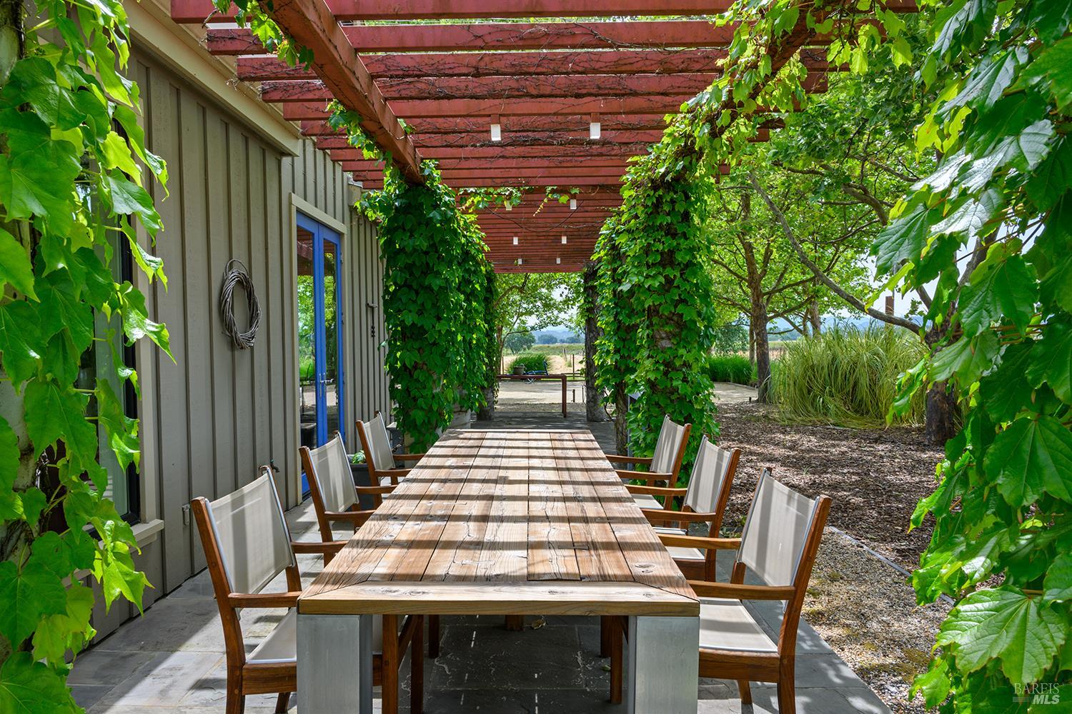 6003-6017 Red Winery Road Healdsburg CA 95441