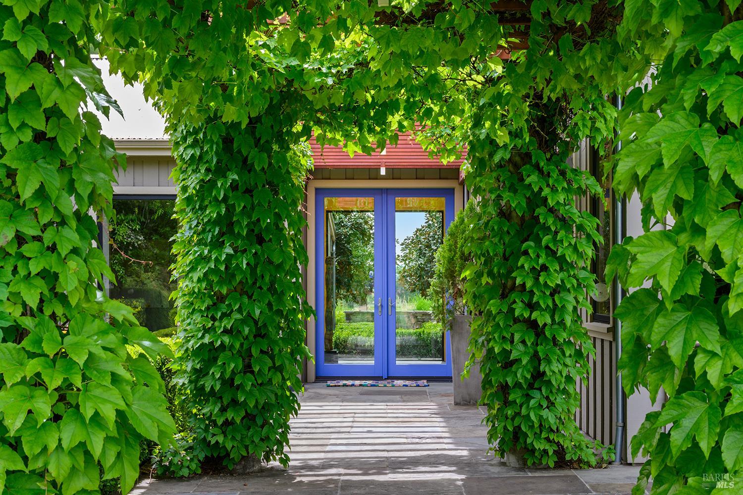 6003-6017 Red Winery Road Healdsburg CA 95441