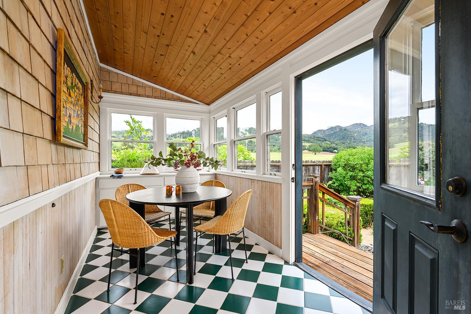 6003-6017 Red Winery Road Healdsburg CA 95441