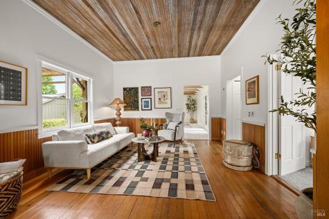 6003-6017 Red Winery Road Healdsburg CA 95441