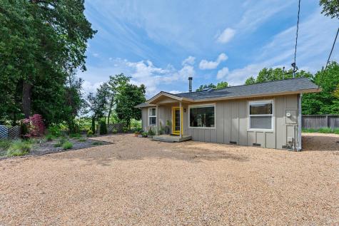 6003-6017 Red Winery Road Healdsburg CA 95441